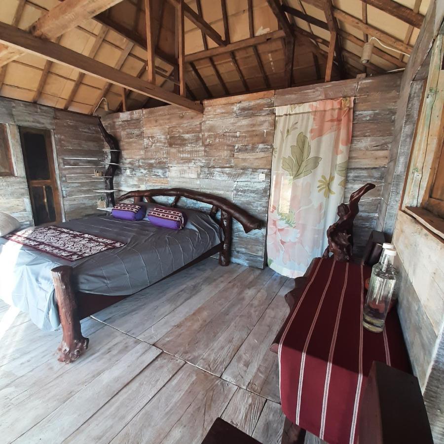 Hars Garden Sumba Hotel Уайнгапу Екстериор снимка