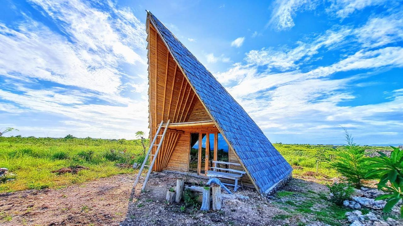 Hars Garden Sumba Hotel Уайнгапу Екстериор снимка