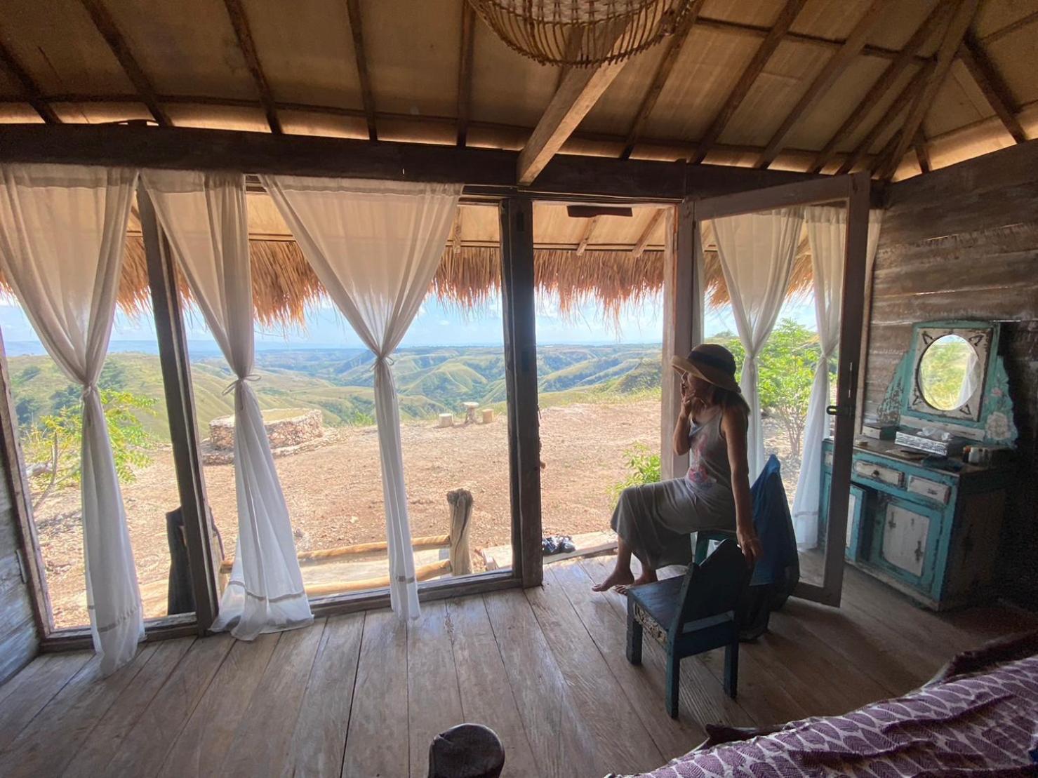 Hars Garden Sumba Hotel Уайнгапу Екстериор снимка