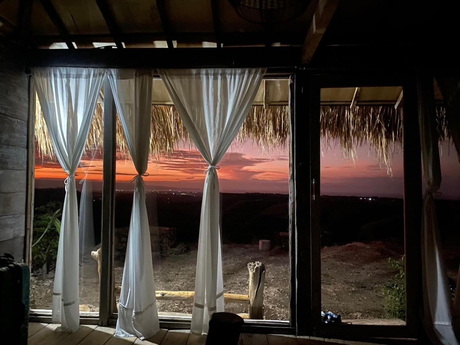 Hars Garden Sumba Hotel Уайнгапу Екстериор снимка